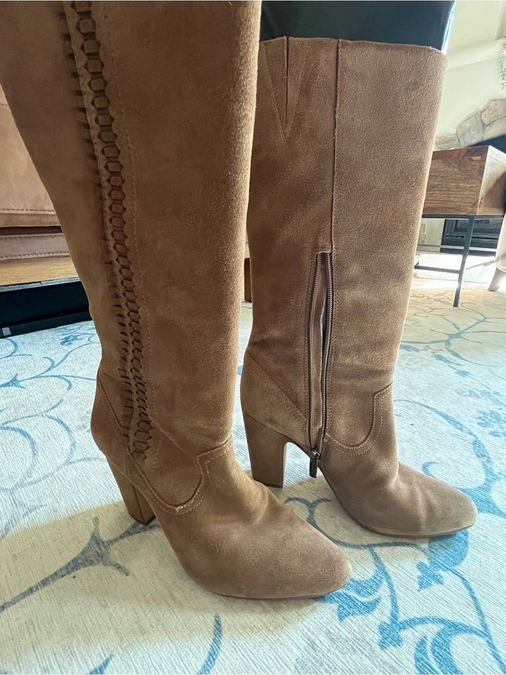 Vince Camuto Suede Block Heel Boot in Taupe sz 8.5